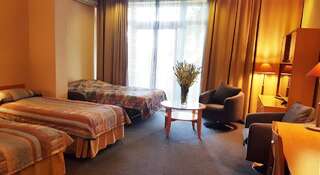Отель Perkuno Namai Park Hotel Каунас Трехместный номер-2